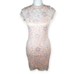 NO BOUNDARIES PINK LACE FLORAL DRESS SZ.S EUC